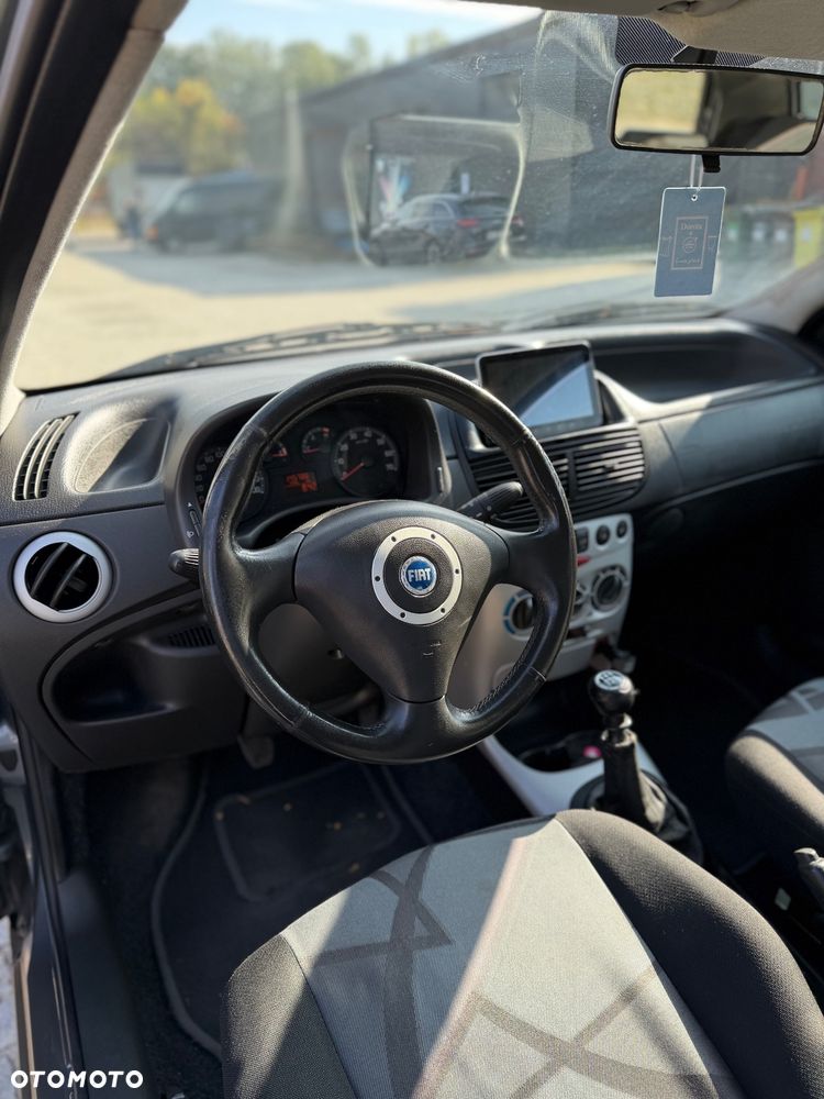 Fiat Punto - 11
