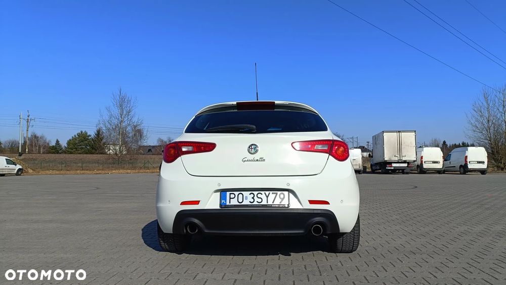 Alfa Romeo Giulietta 2.0 JTDM 16V Collezione - 6