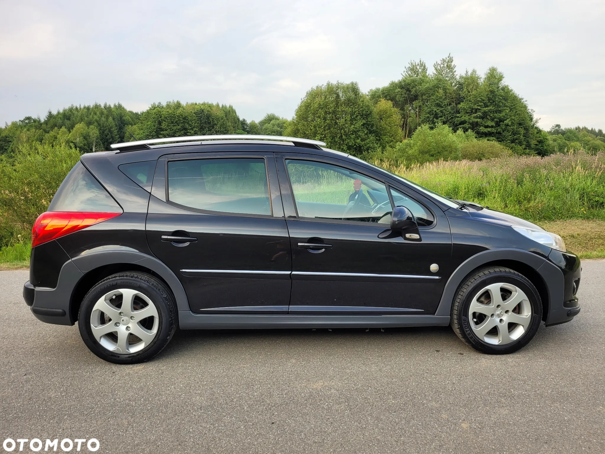 Peugeot 207 SW 110 HDi FAP (Blue Lion) Outdoor - 13