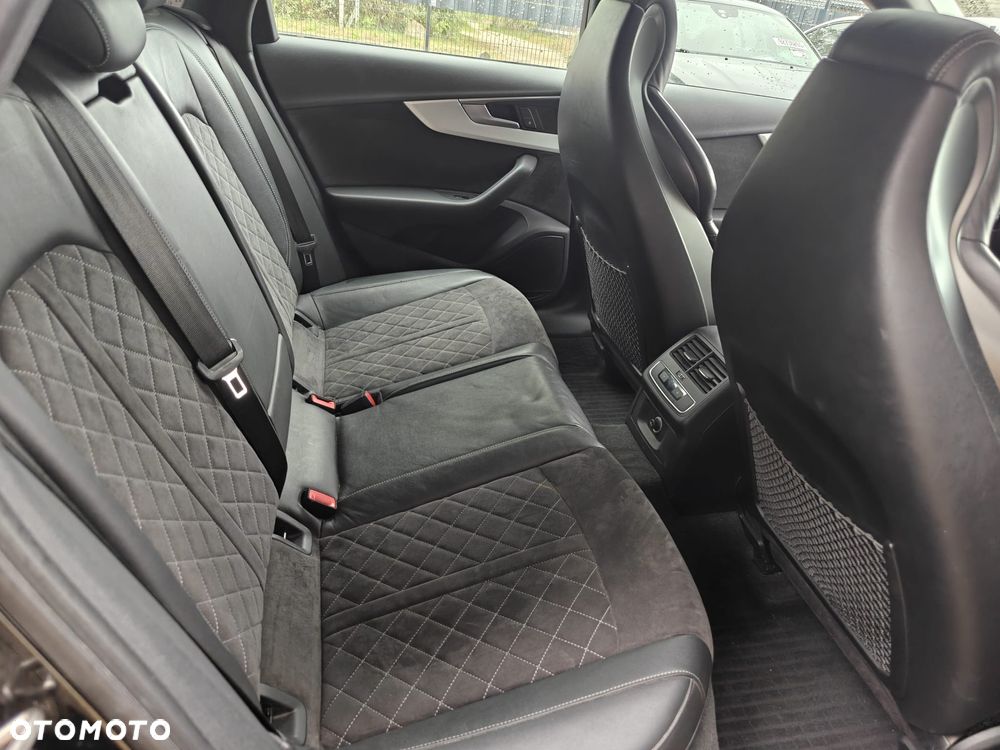 Audi S4 Limousine - 12