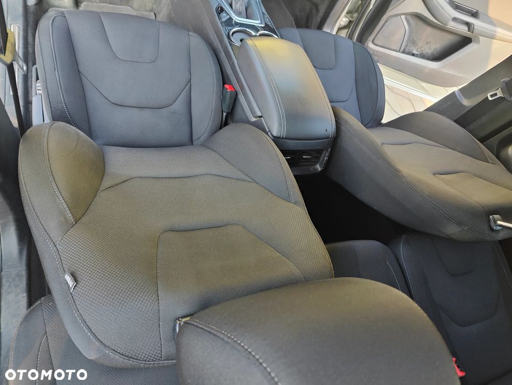 Ford S-Max 2.0 TDCi Titanium - 4