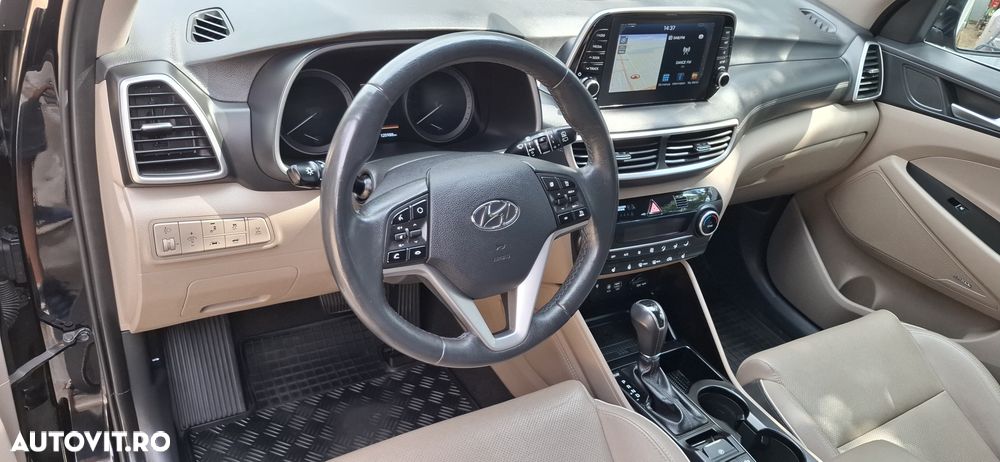 Hyundai Tucson 1.6 T-GDi 4WD 7DCT Luxury+ - 12