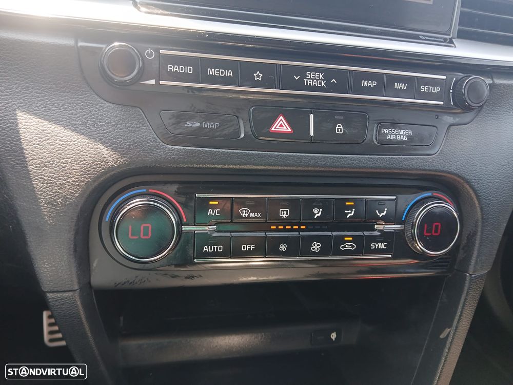 Kia Ceed 1.6 CRDi MHEV Urban - 14