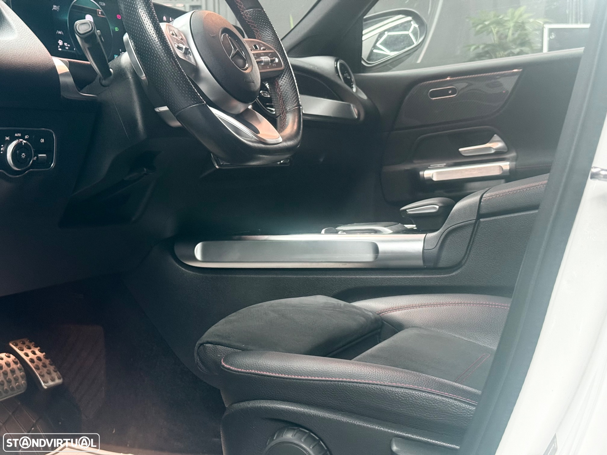 Mercedes-Benz GLB 200 d 4Matic 8G-DCT Edition AMG Line - 10