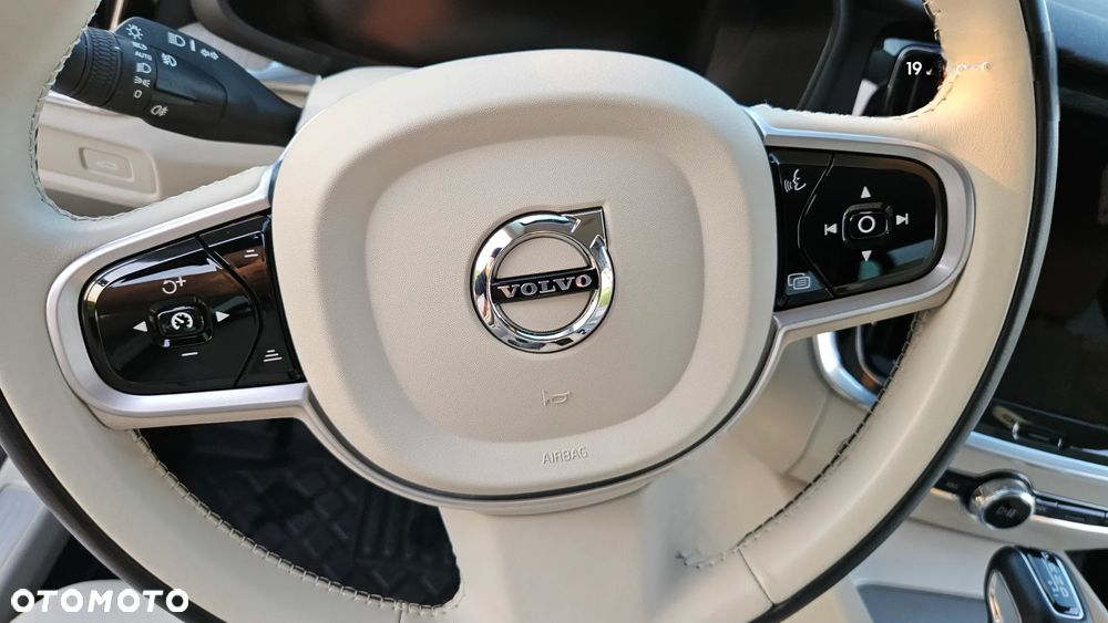 Volvo V60 B4 D Inscription - 22