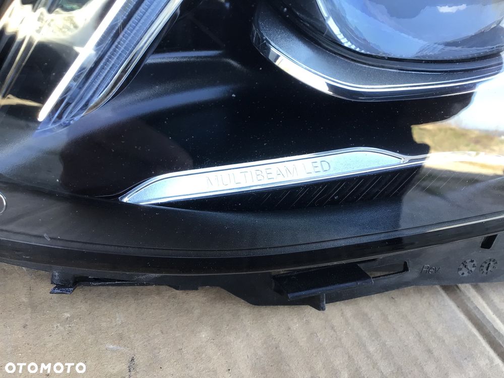 Lampa przednia lewa Mercedes E-klasa 213 Multibeam Led - 2