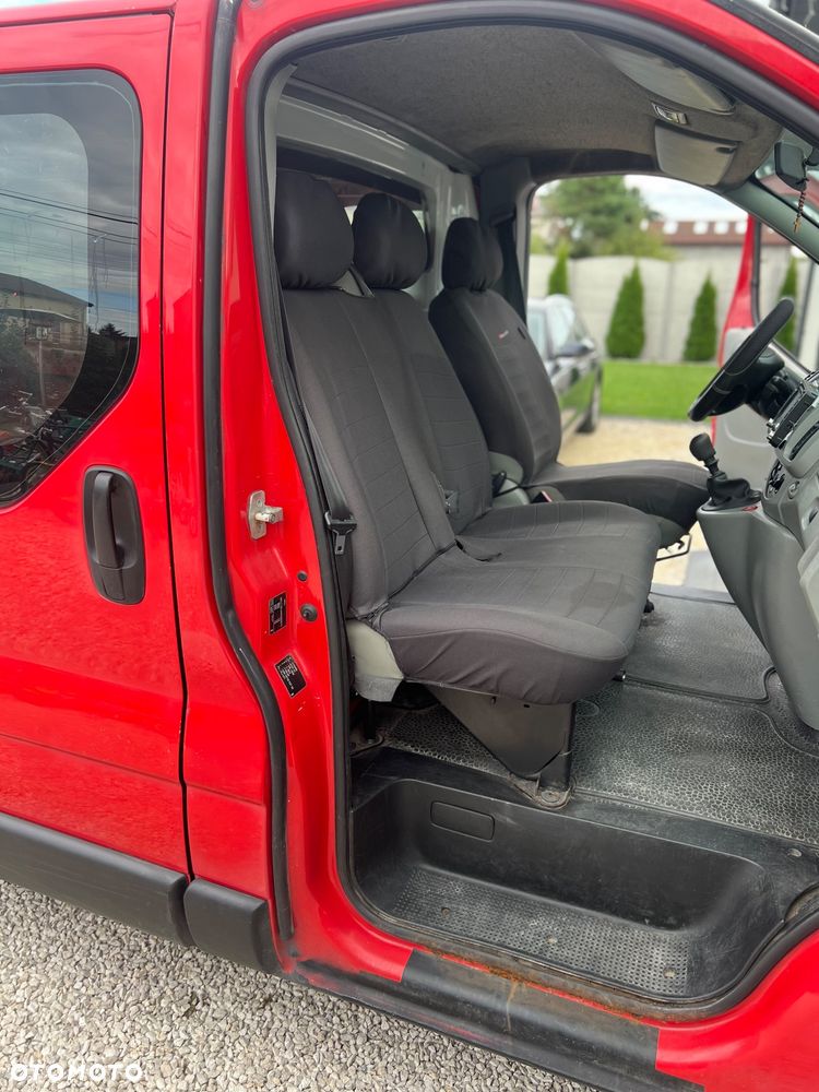 Opel Vivaro - 11
