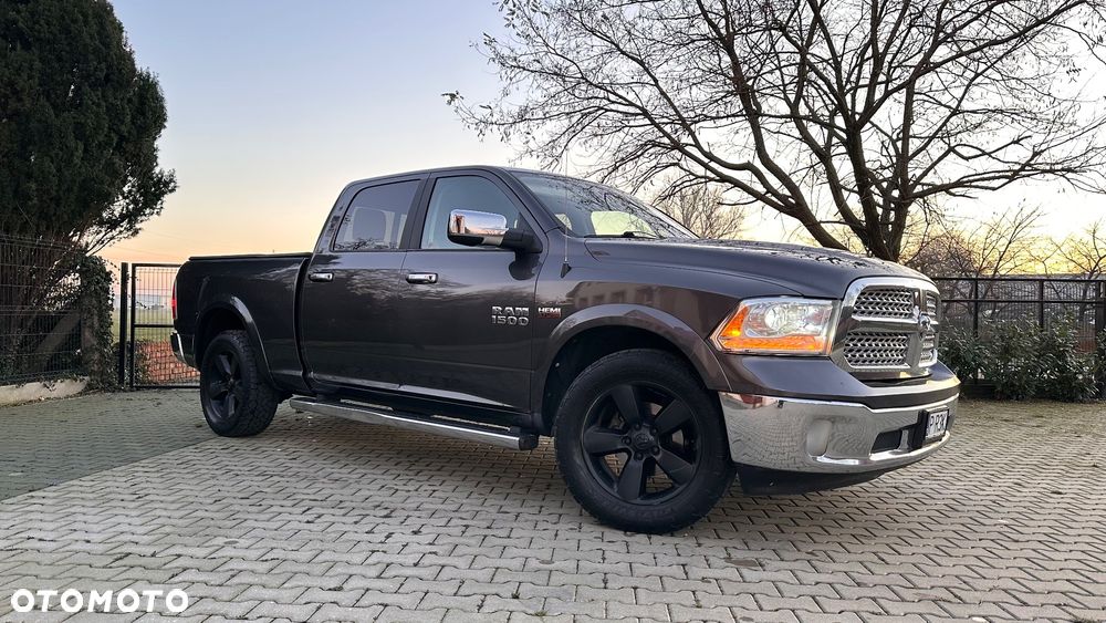 RAM 1500 5.7 Crew Cab Longbed Laramie Chrome - 21