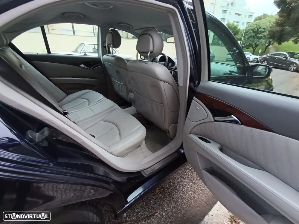 Mercedes-Benz E 220 CDi Elegance - 23
