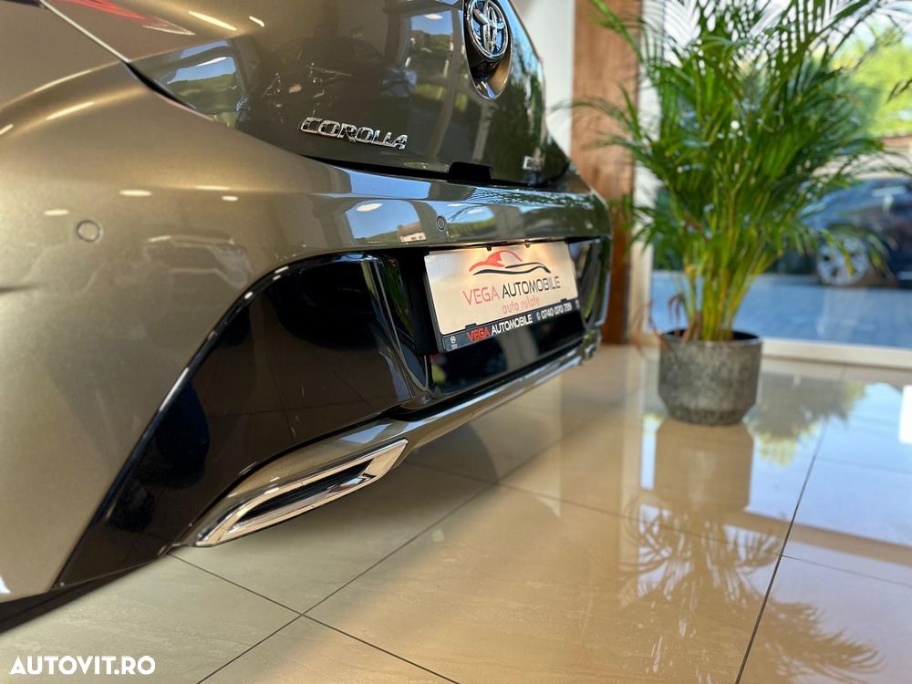 Toyota Corolla - 27