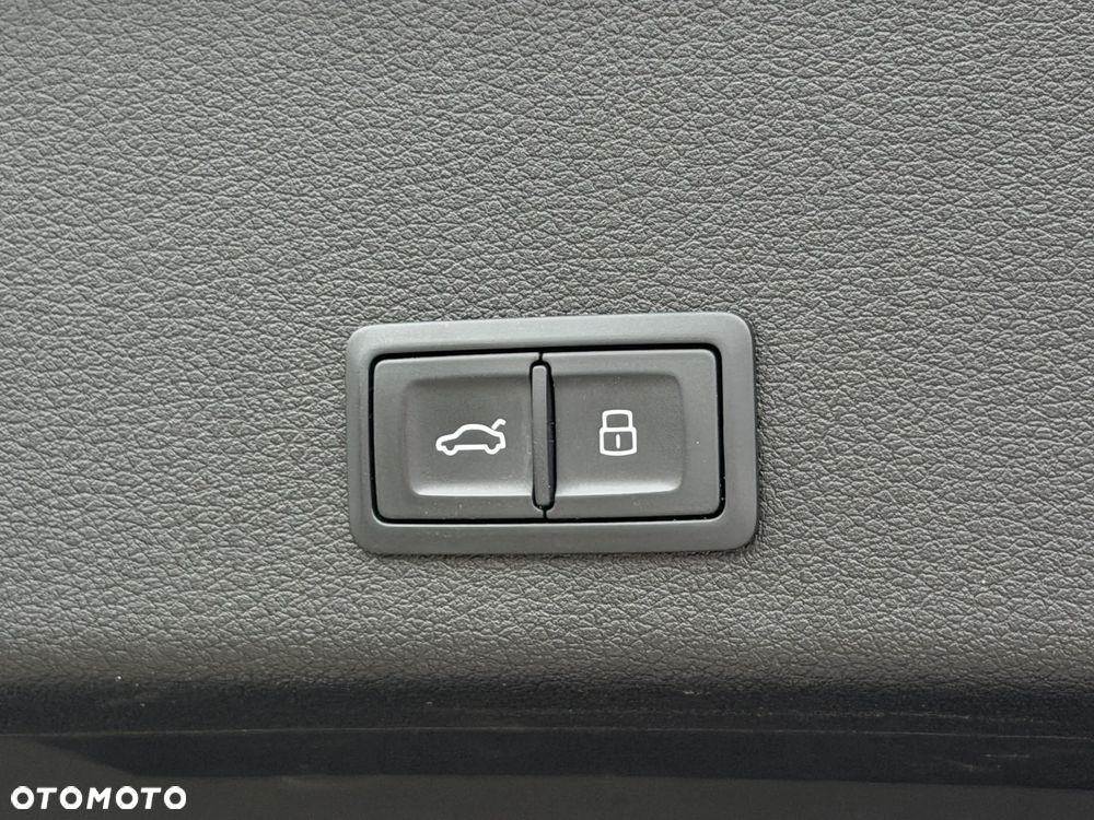 Audi e-tron 55 Quattro Advanced - 30