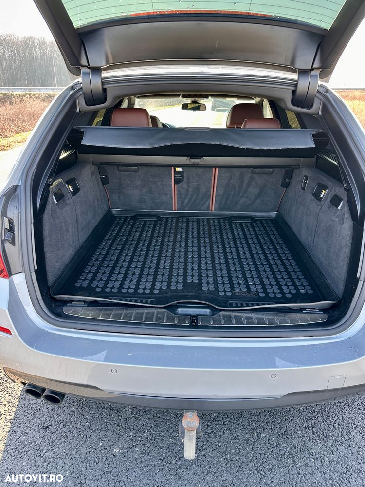 BMW Seria 5 530d Touring Sport-Aut. - 19