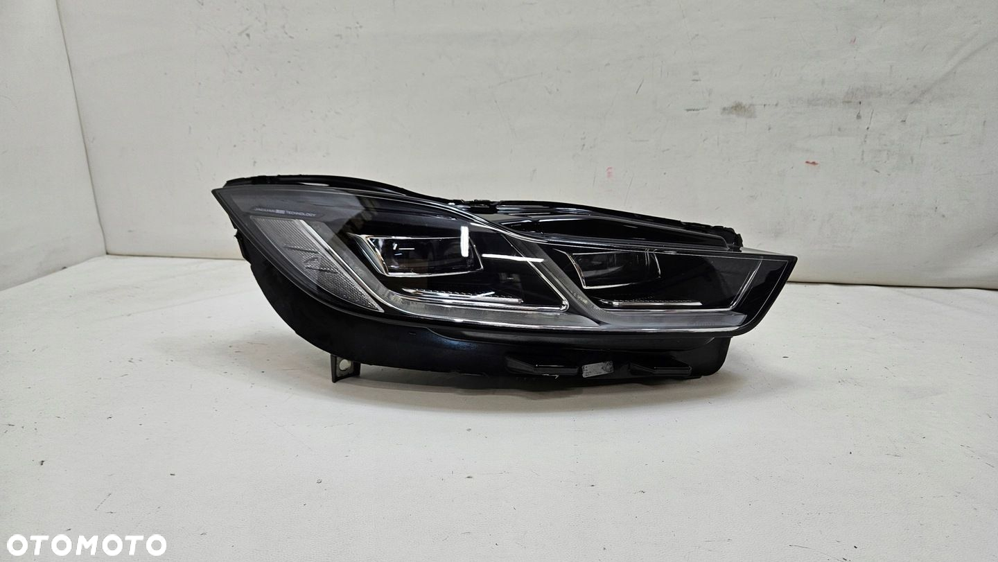 LAMPA PRAWA PRZÓD JAGUAR I-PACE X590 HIGH J9D3 - 4