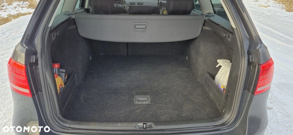Volkswagen Passat 2.0 TDI BlueMotion Technology Trendline - 14