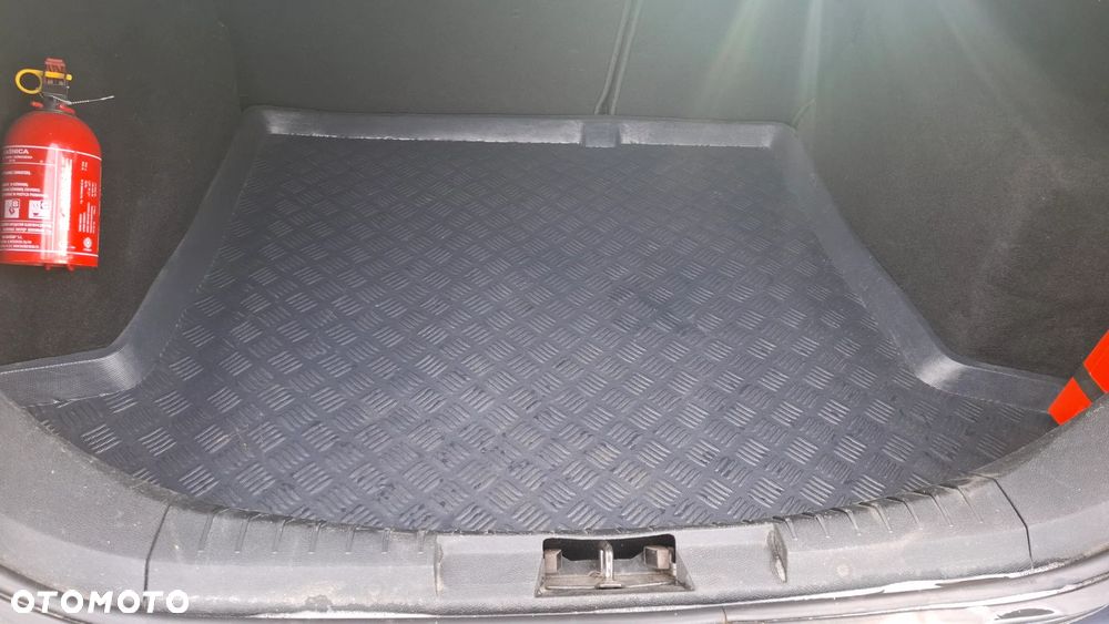 Ford Focus 1.6 Gold X - 19