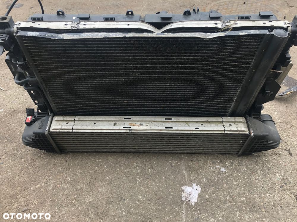 Chłodnica chłodnice komplet z wentylatorem Range Rover Evoque 2.2 Td4 - 2