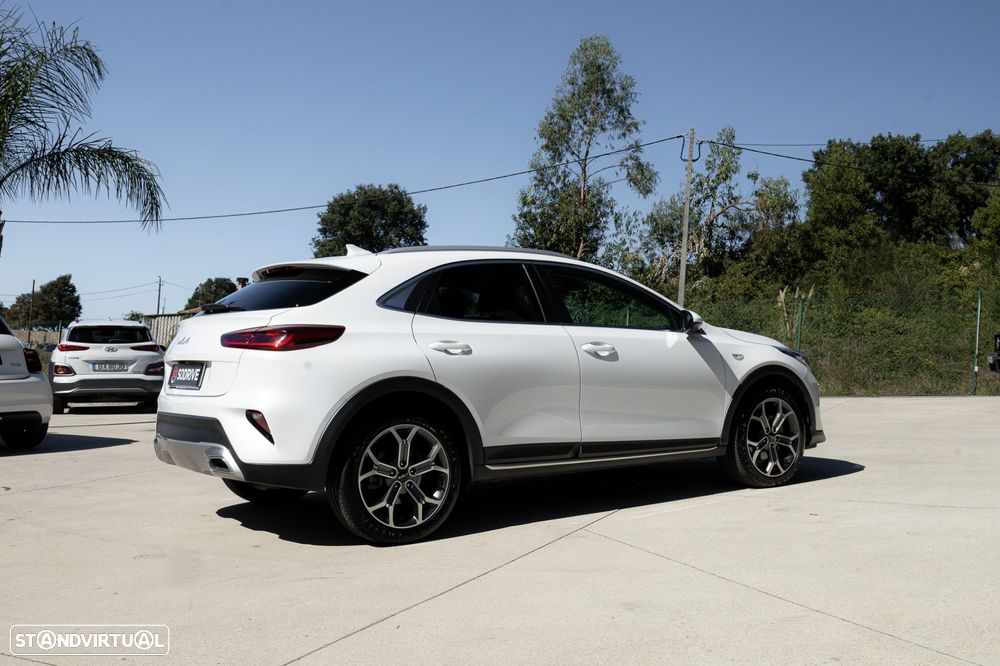 Kia XCeed 1.0 T-GDI Tech - 4