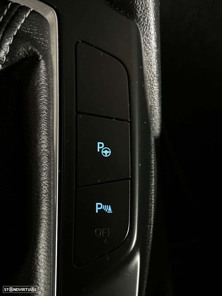 Ford Focus SW 1.5 TDCi EcoBlue Active X - 19