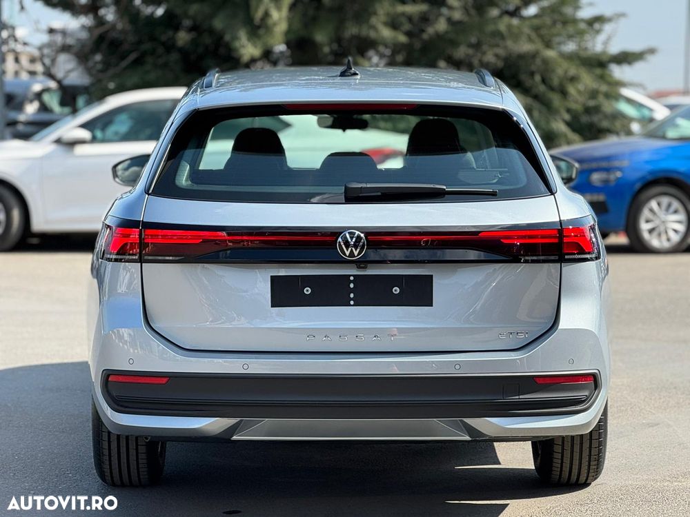 Volkswagen Passat 1.5 eTSI DSG MHEV Base - 5