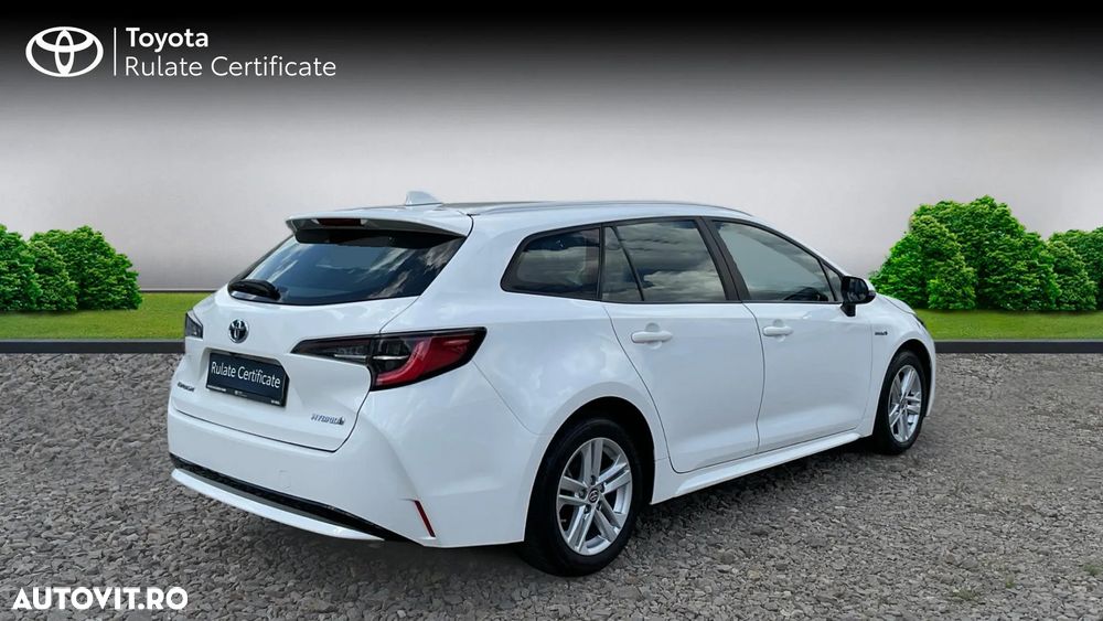 Toyota Corolla 1.8 HSD Dynamic - 3