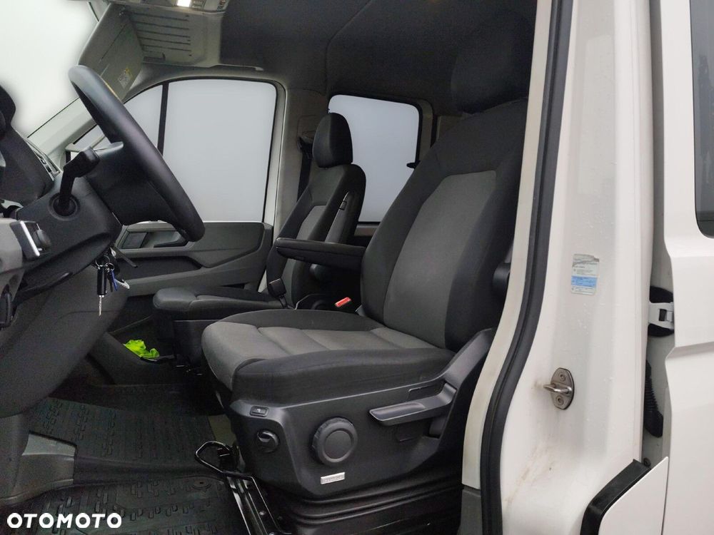 Volkswagen Crafter 35 Podwójna kabina - 9