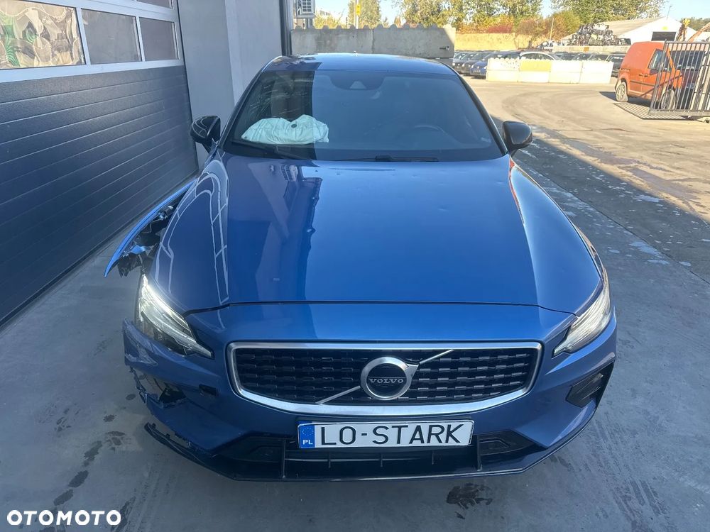 Volvo S60 T4 Momentum Pro - 8