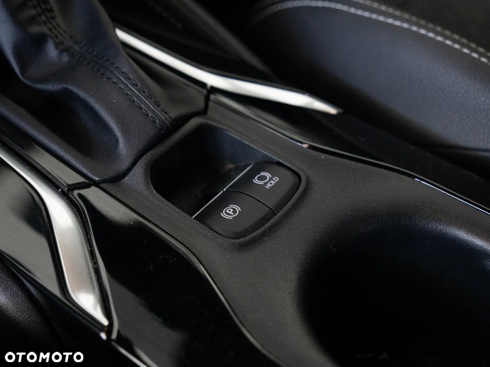 Toyota Corolla 2.0 Hybrid Comfort - 23