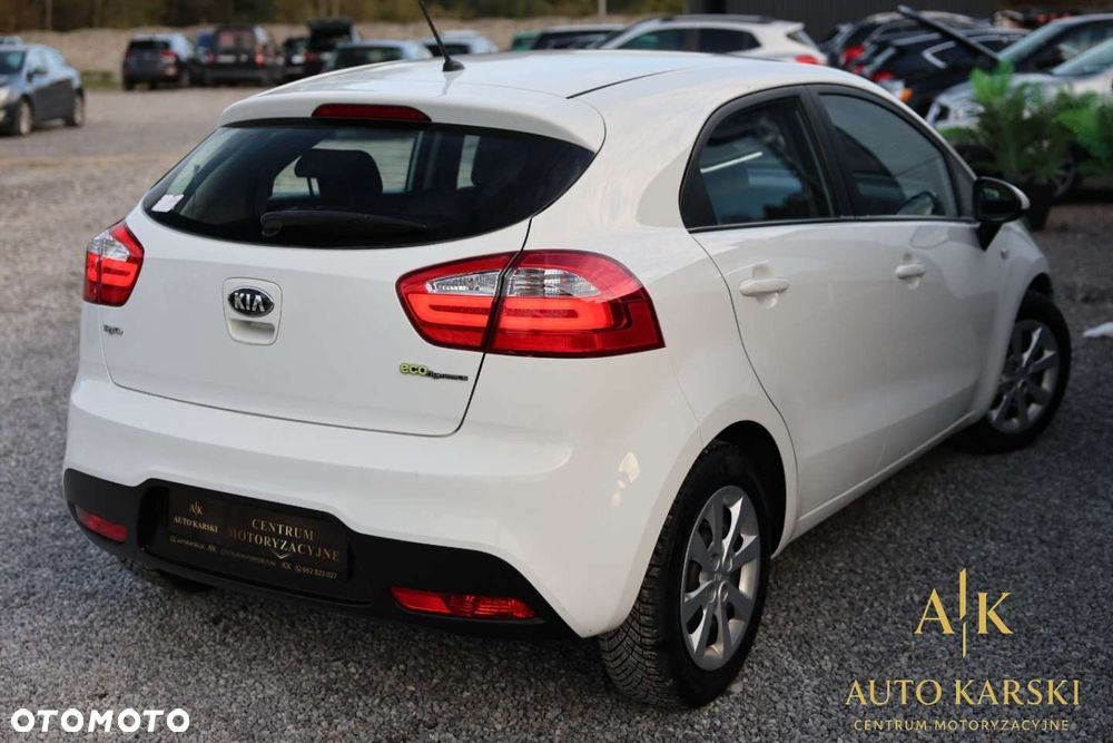 Kia Rio - 20