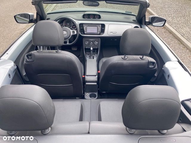 Volkswagen New Beetle - 28