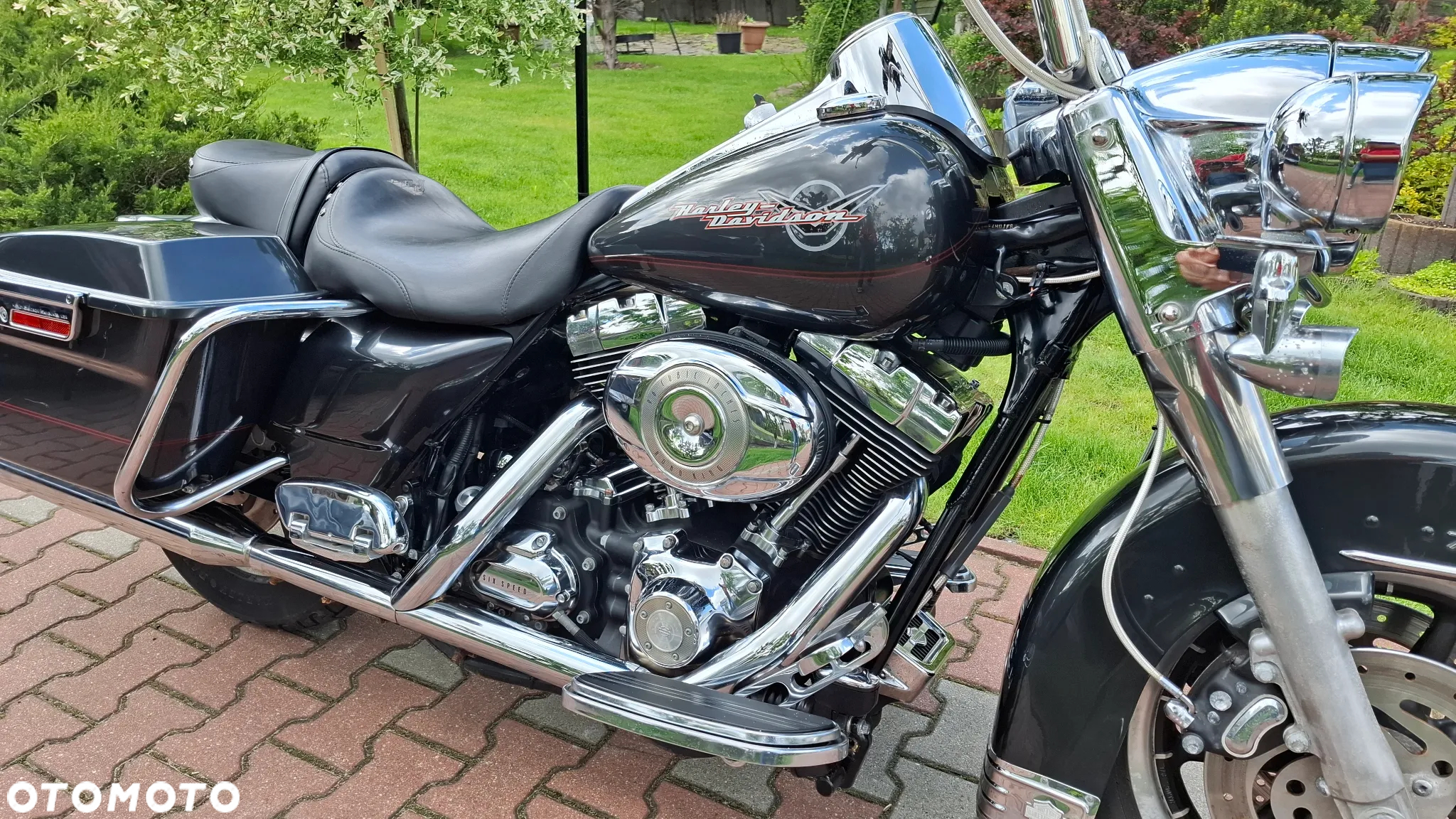Harley-Davidson Touring Road King - 13