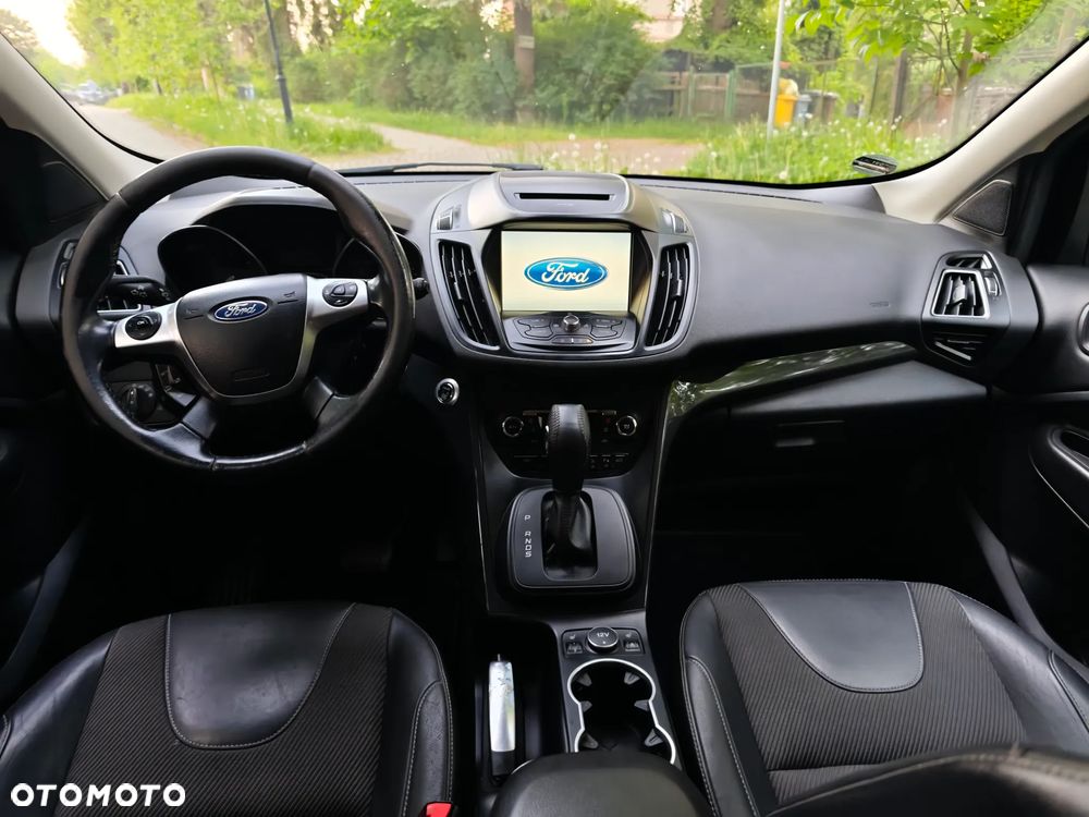 Ford Kuga 2.0 TDCi 4x4 Titanium - 14