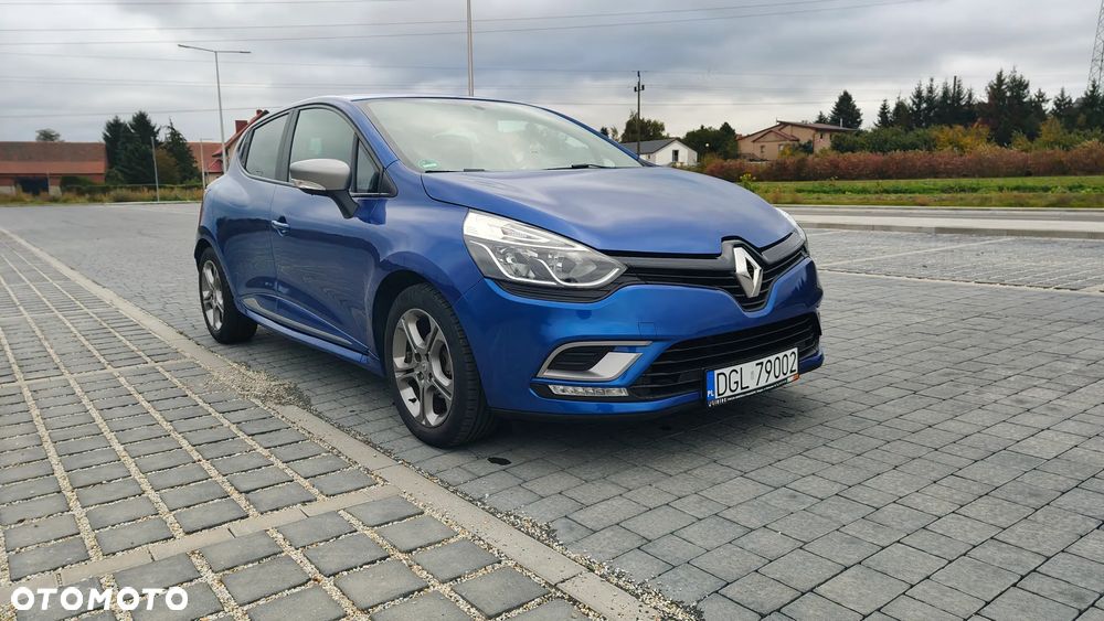 Renault Clio - 2