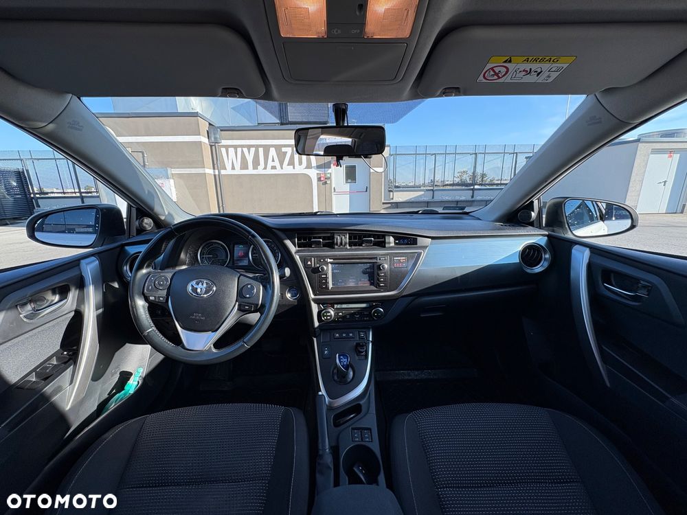 Toyota Auris - 9