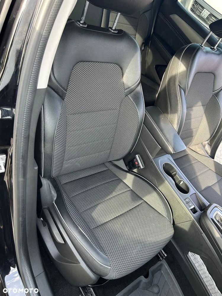 Renault Arkana 1.6 E-TECH Techno MMT - 28