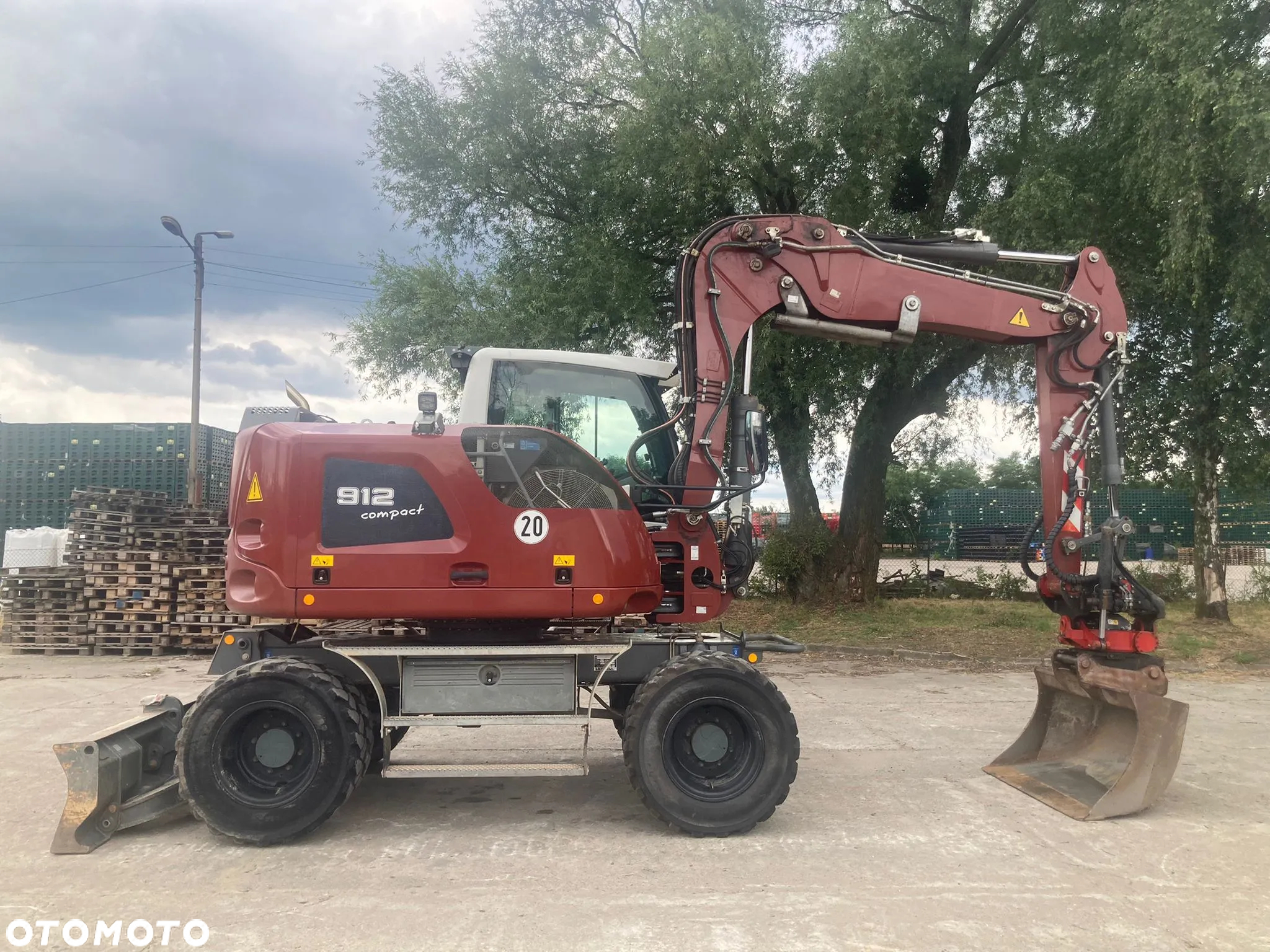 Liebherr A 912 Compact Litronic - 8
