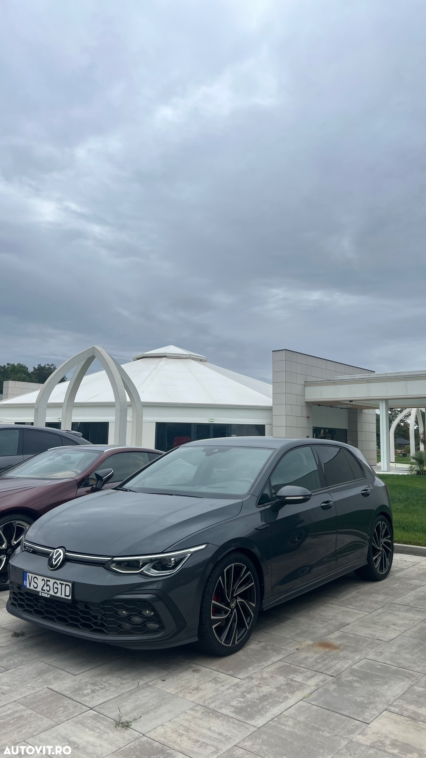 Volkswagen Golf 2.0 TDI DSG GTD - 3