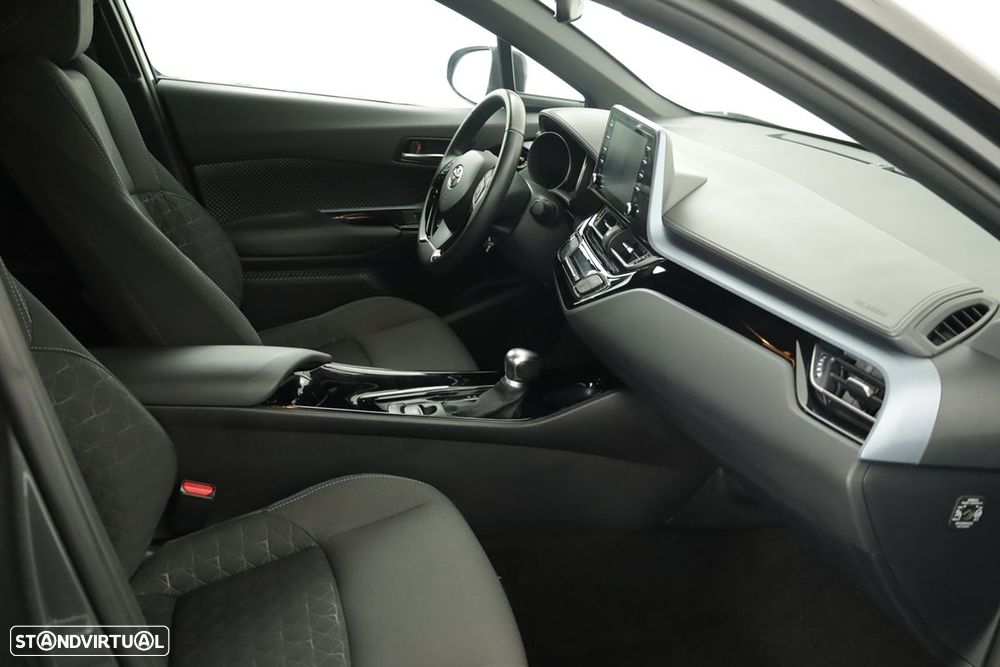 Toyota C-HR 1.8 Hybrid Square Collection - 21