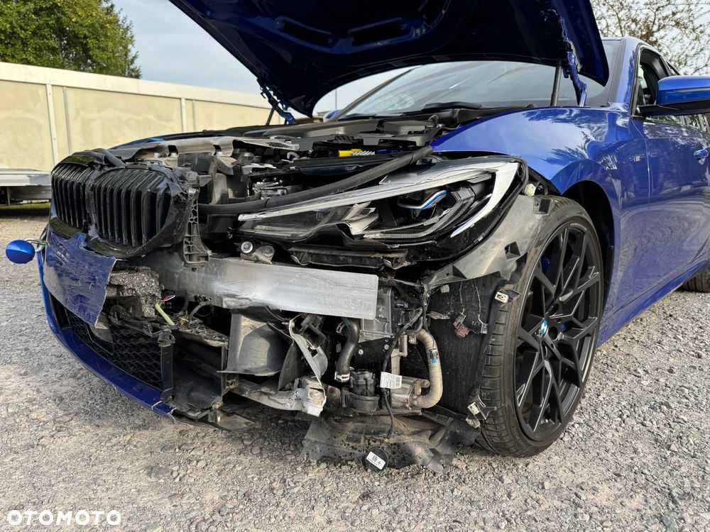 BMW Seria 3 330i xDrive M Sport - 20