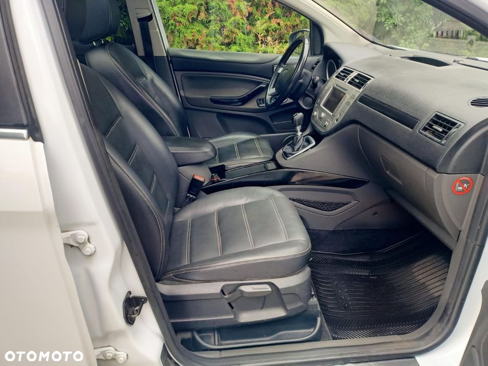 Ford Kuga 2.0 TDCi 4x4 Titanium - 10