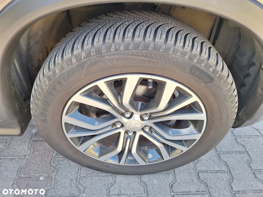 Mitsubishi ASX 1.6 DI-D 2WD Plus - 9