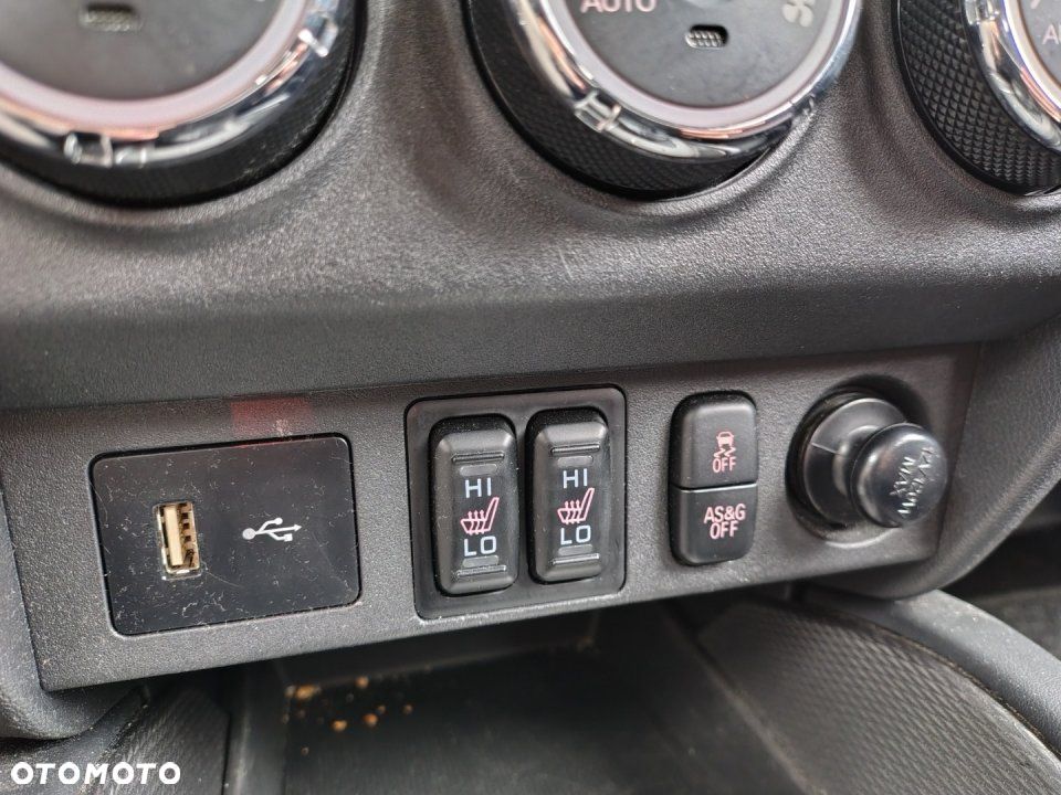Mitsubishi ASX - 11