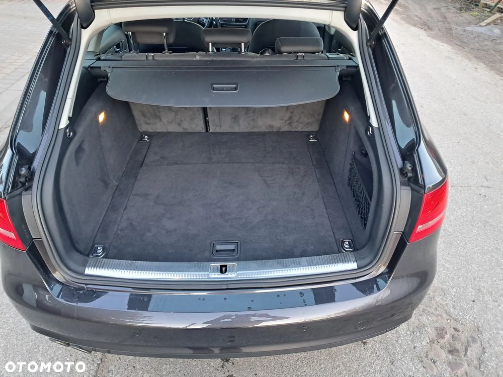 Audi A4 Avant 2.0 TDI DPF Attraction - 11