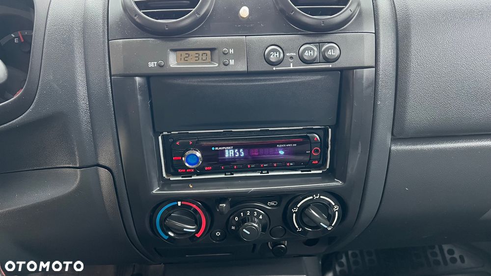 Isuzu D-MAX KIPER 4x4 wywrotka - 12