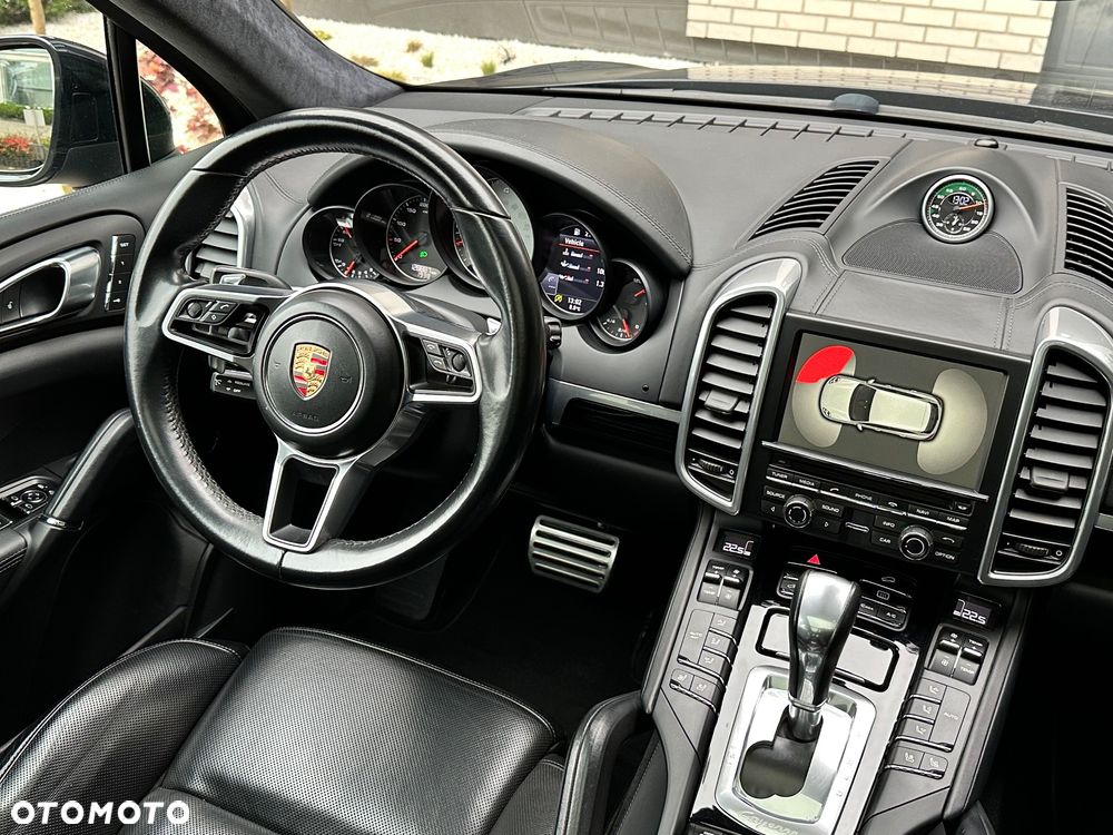 Porsche Cayenne S - 18