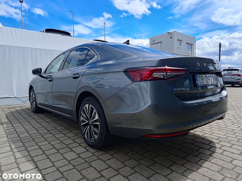 Skoda Superb 1.5 TSI mHEV Edition 130 DSG - 13