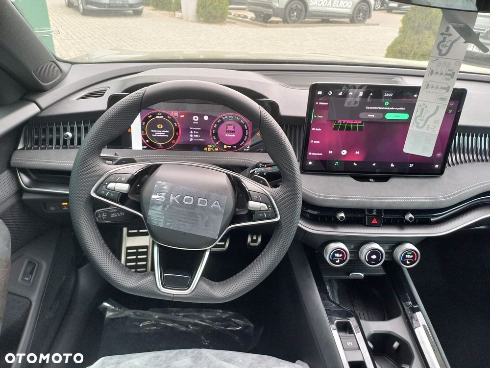 Skoda Superb 2.0 TSI Sportline DSG - 11