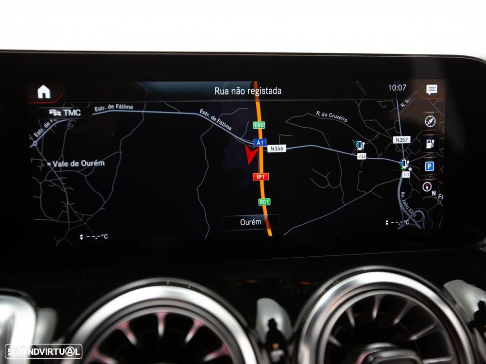 Mercedes-Benz EQB 300 4Matic - 30