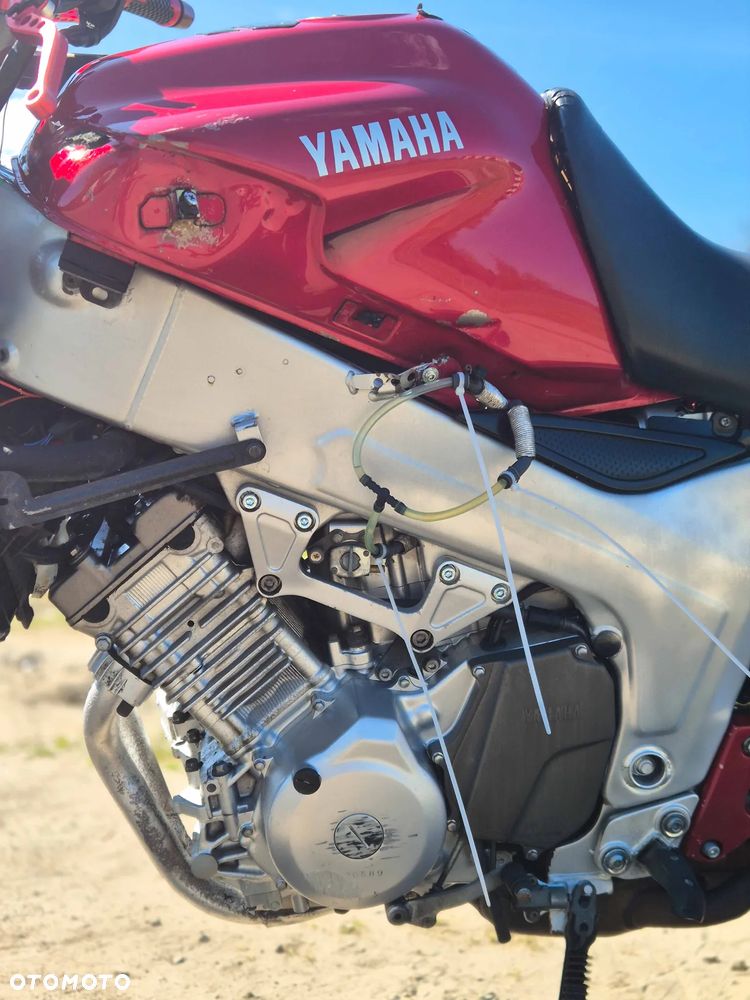 Yamaha TDM - 18