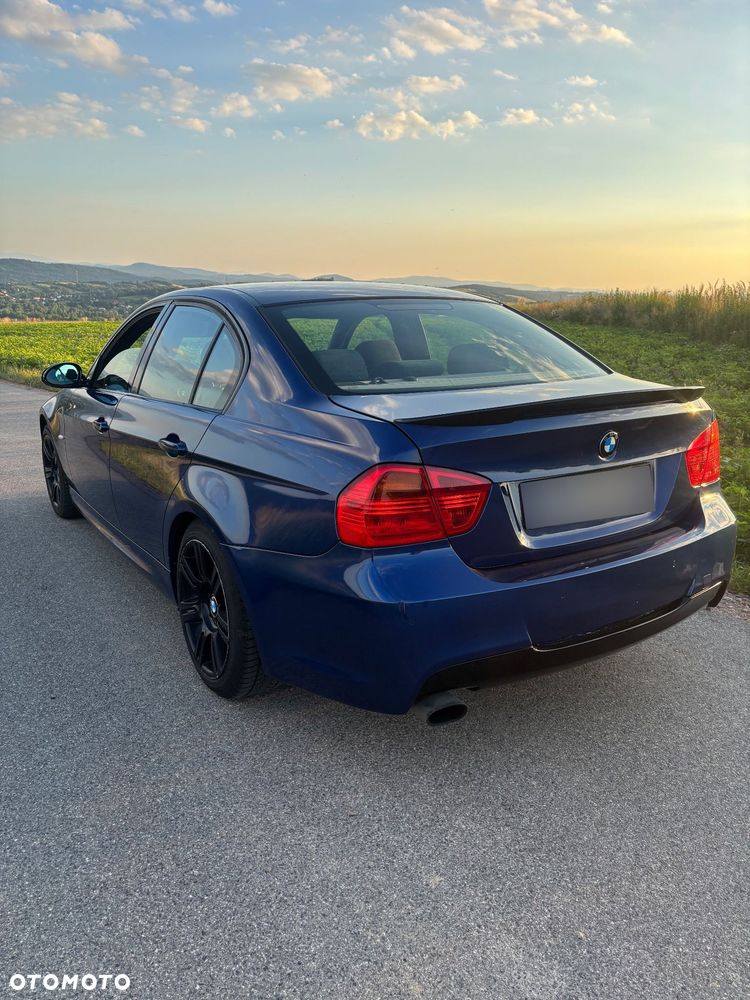 BMW Seria 3 318i - 5