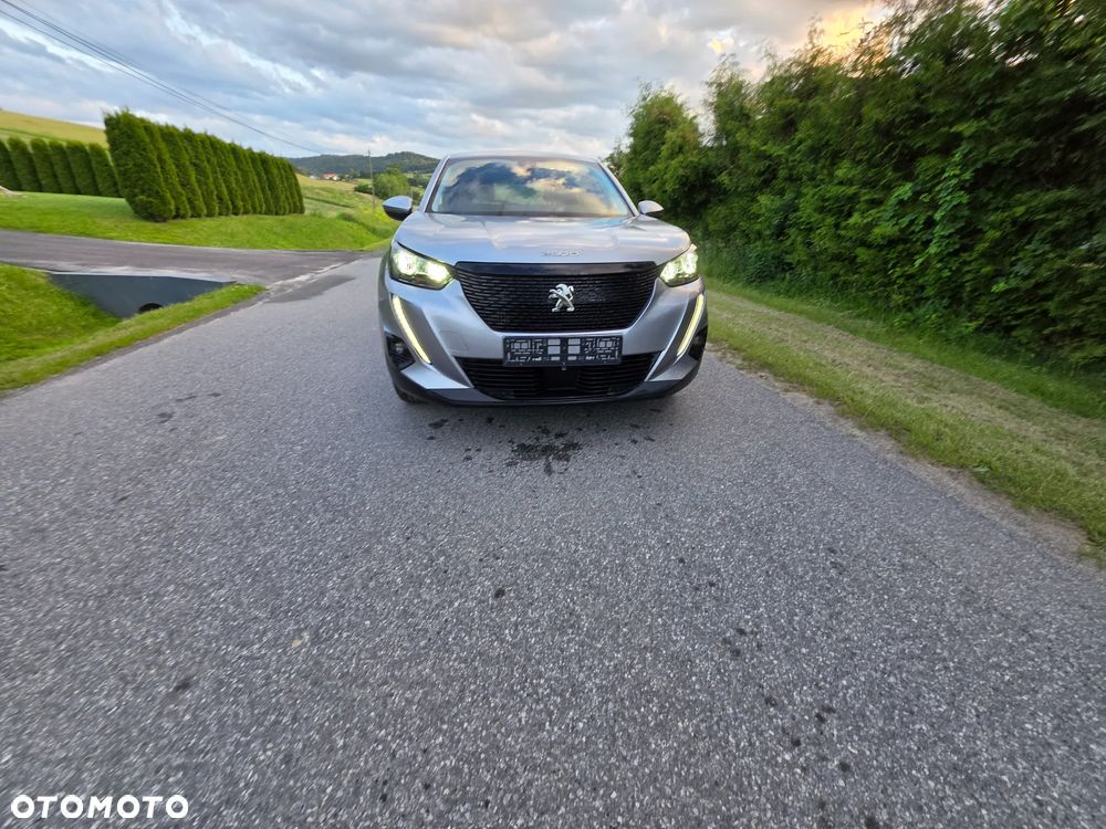 Peugeot 2008 BlueHDi 110 Allure - 11